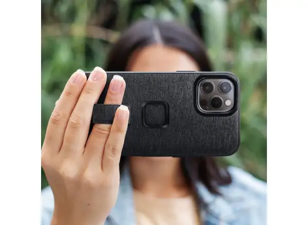 Peak Design Everyday Loop V2 Hülle für iPhone 15 Pro Charcoal