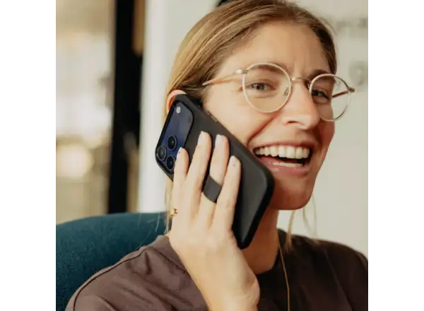 Peak Design Everyday Clarino Loop Hülle iPhone 17 Pro Max schwarz