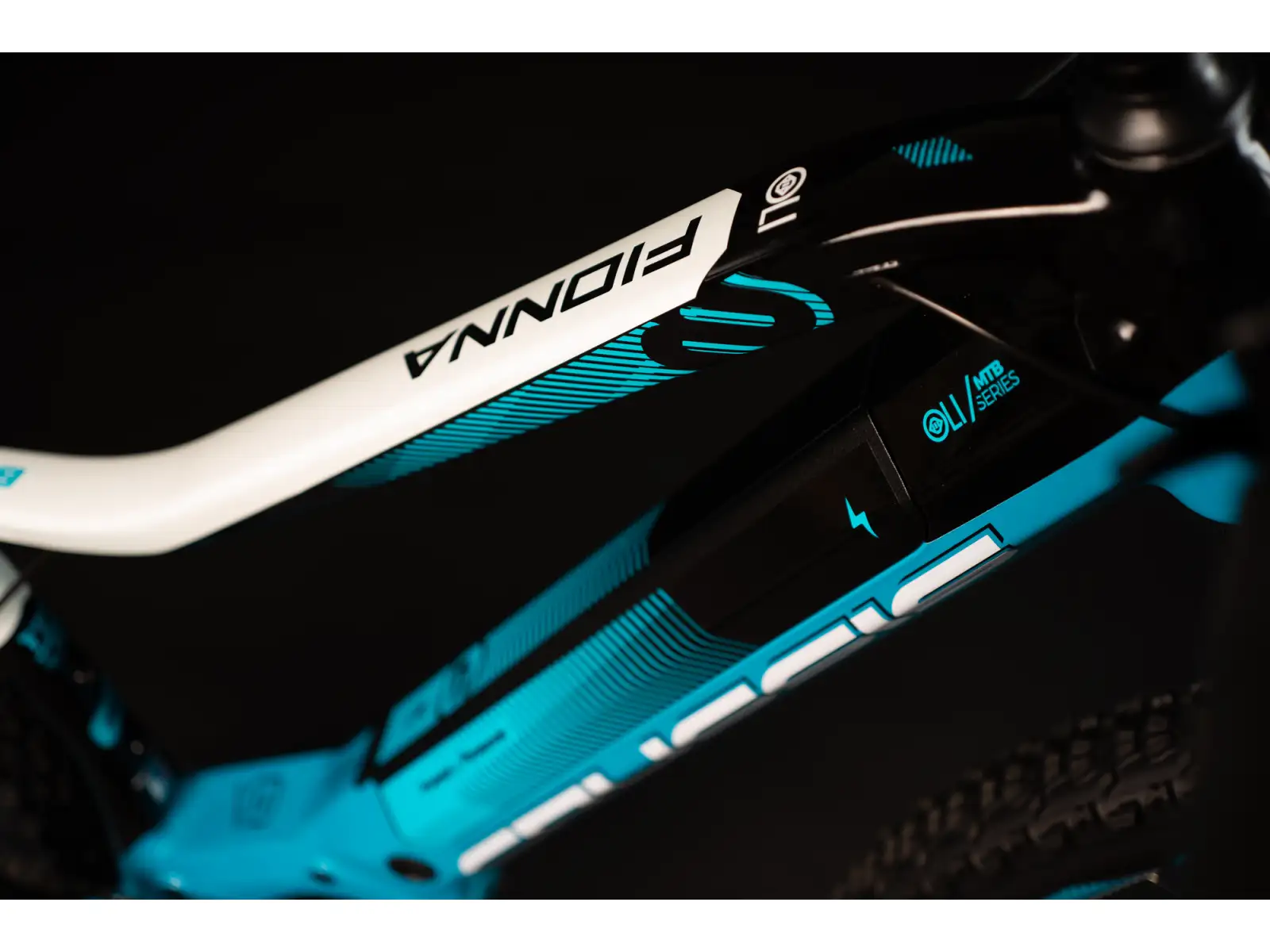 Crussis OLI Fionna 8.8-S Mountain-E-Bike