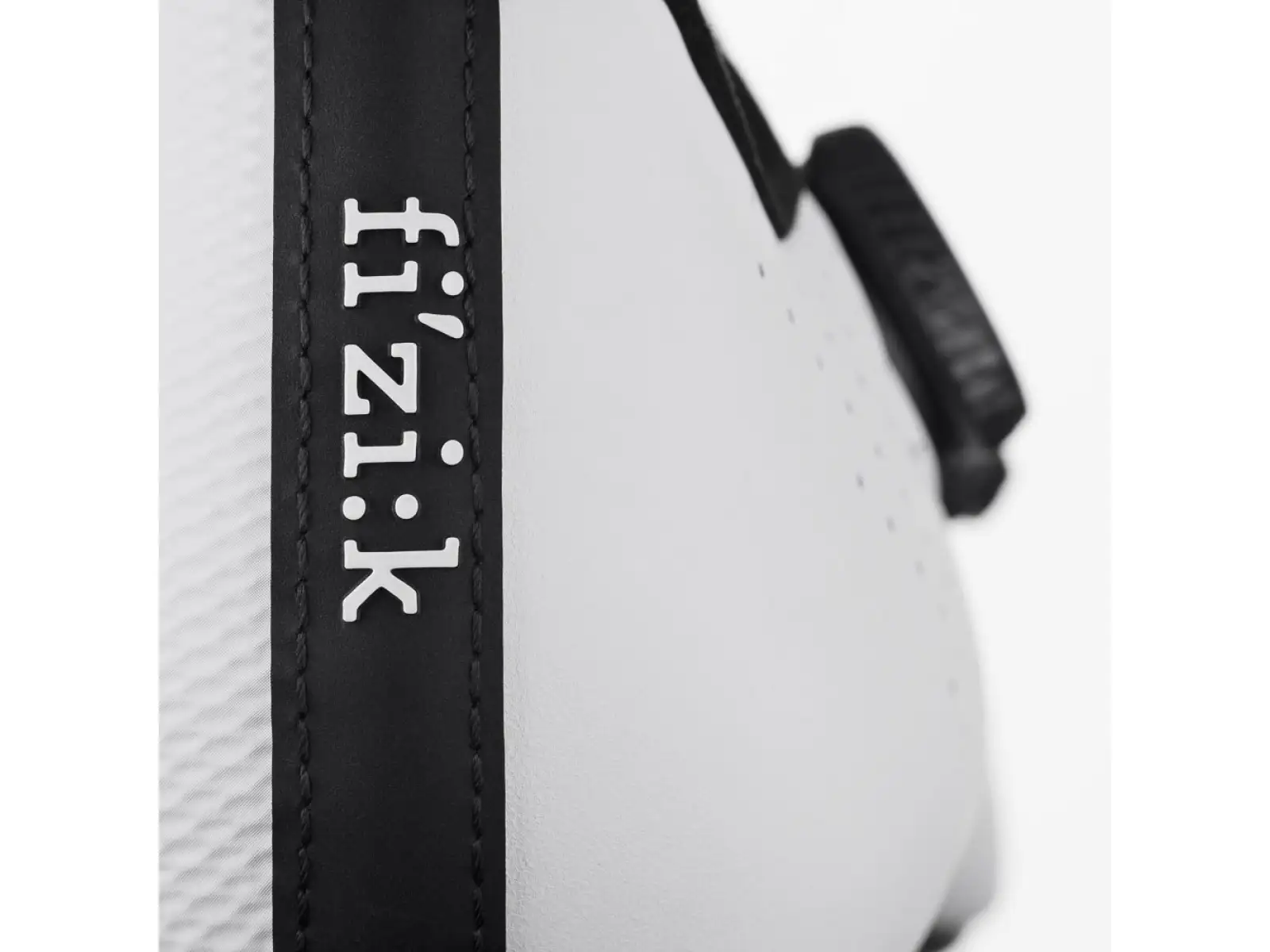 Fizik Vento Infinito Carbon 2 Wide Herren Rennradschuhe White/Black