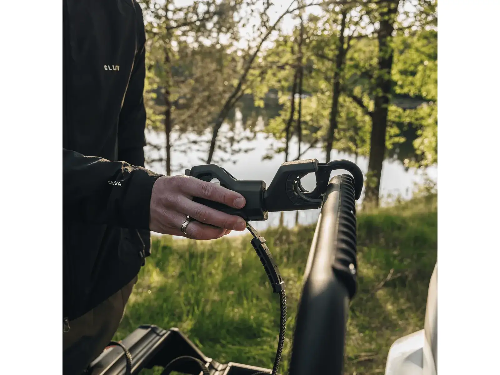 Thule VeloSpace 3 Träger für 3 Fahrräder für Anhängerkupplung