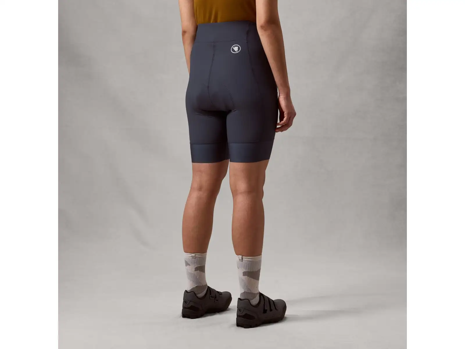 Endura Loop Damen-Shorts mit Polster Carbon Grey