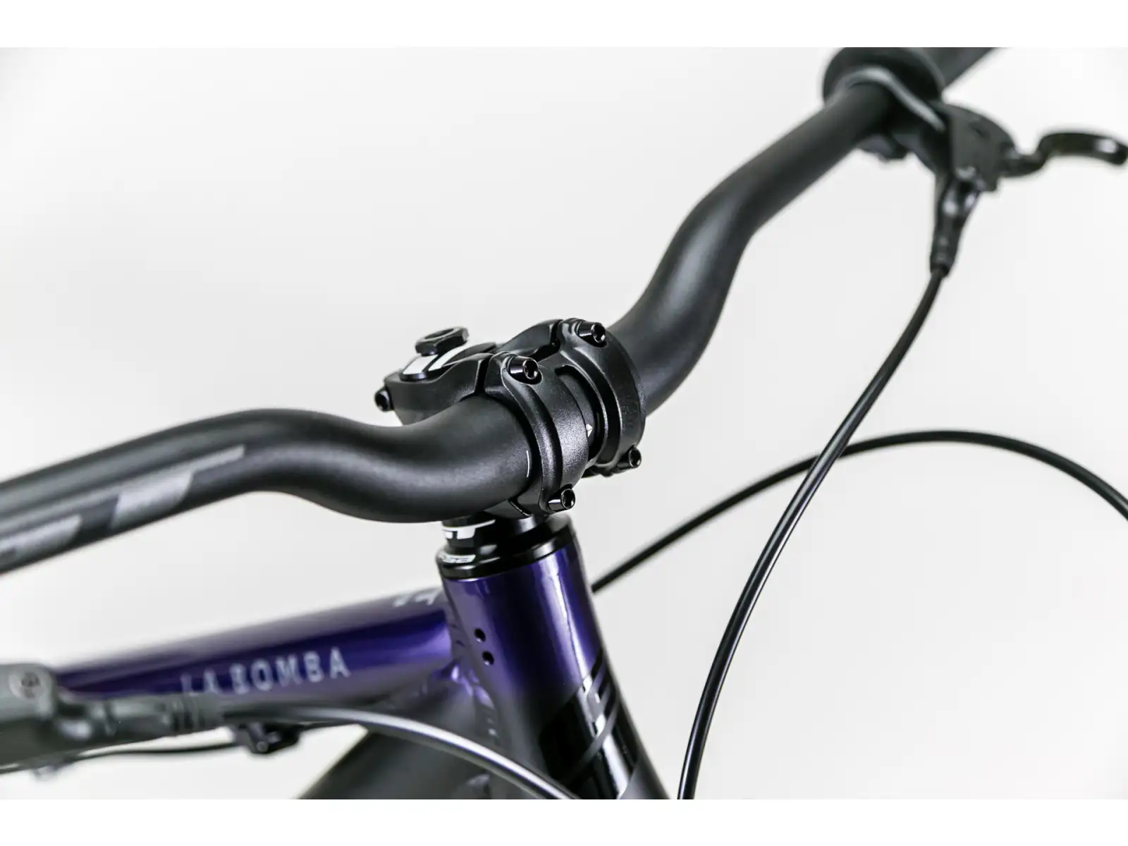 GT La Bomba Pro Dirtbike