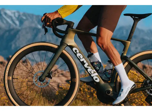 Cervélo Aspero-5 Shimano GRX RX825 Di2 1 Five Black Gravelbike