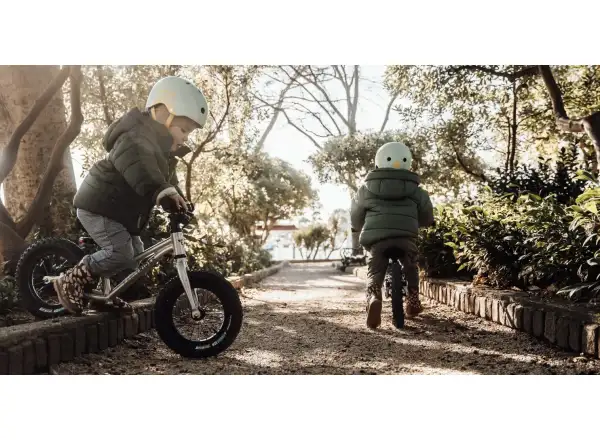 Early Rider Big Foot 12 Laufrad Gebürstetes Aluminium