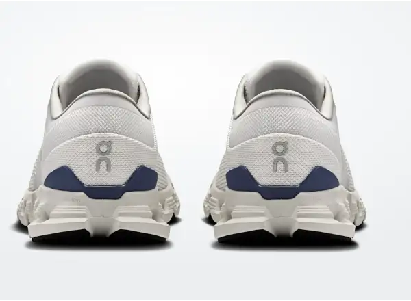 On Cloud X 4 Damen Laufschuhe Lavender/Acai
