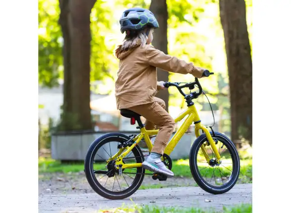 Academy Grade 3 Kinderfahrrad 16" Gelb
