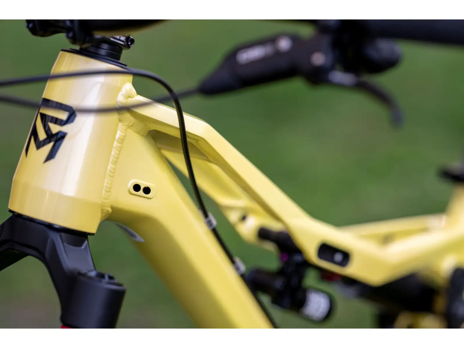 Rock Machine Whizz FS III 90 AXS Mountainbike Panama Yellow