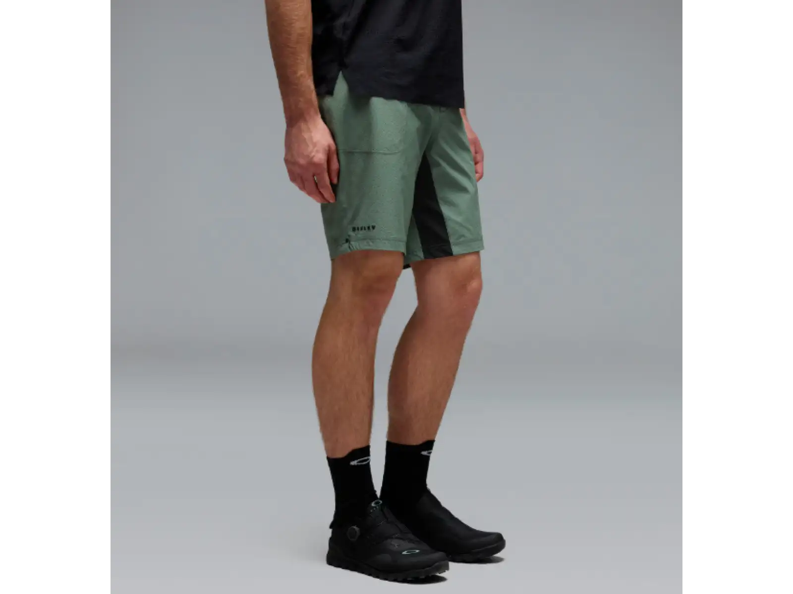Oakley Seeker Whip Herren Shorts Aviator Green