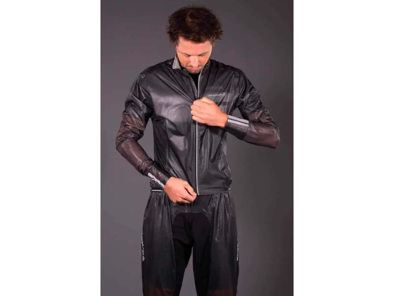Endura FS260-Pro Adrenalin Race Cape II Jacke Schwarz