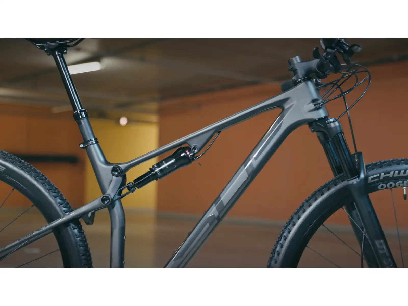 Superior XF 979 RC Mountainbike Matte Carbon/Stealth Chrome