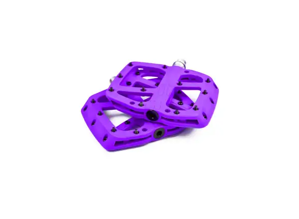 E-13 Base Plattformpedale Eggplant