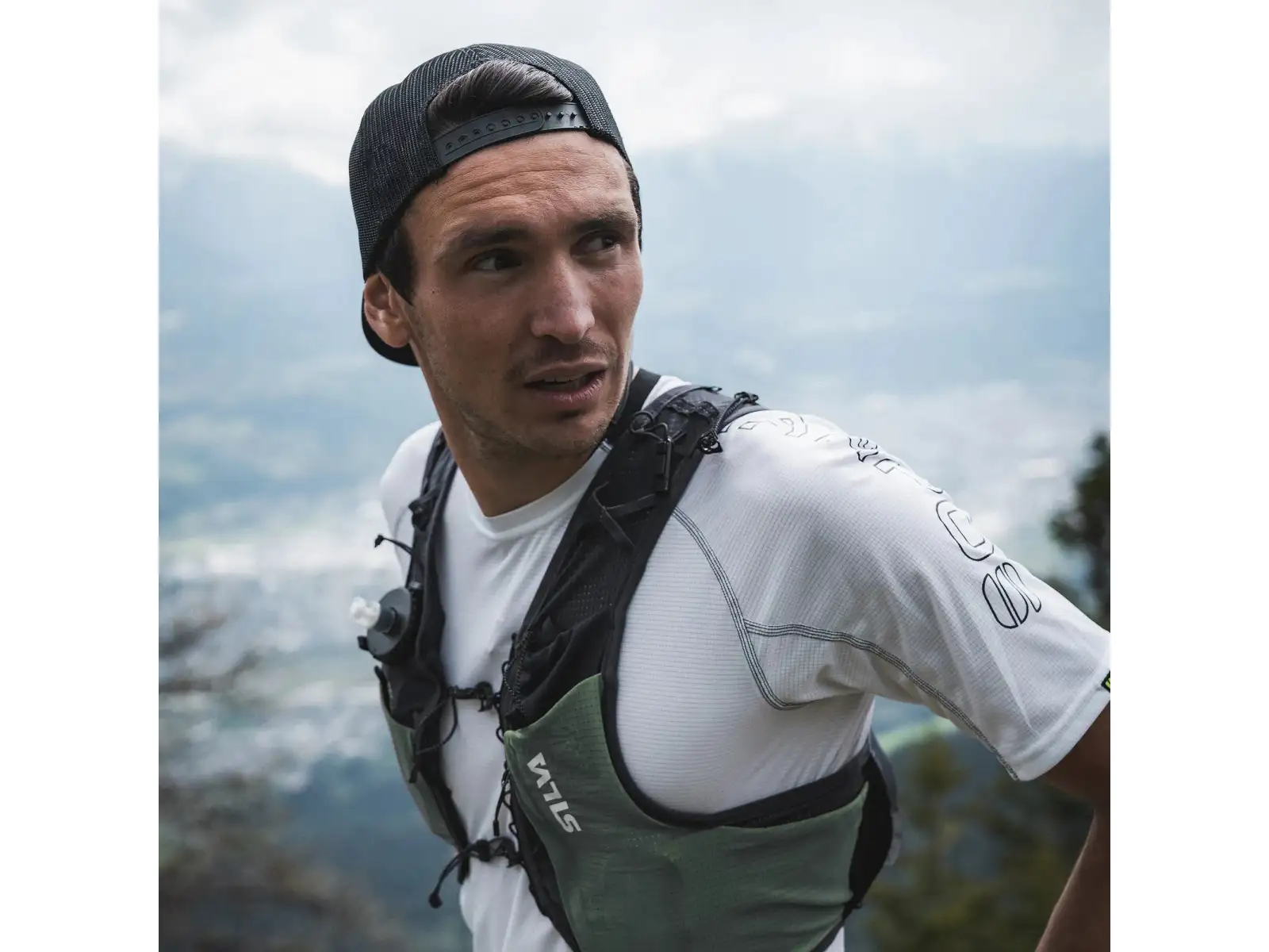 Silva Strive Fly Green Laufweste dunkelgrün