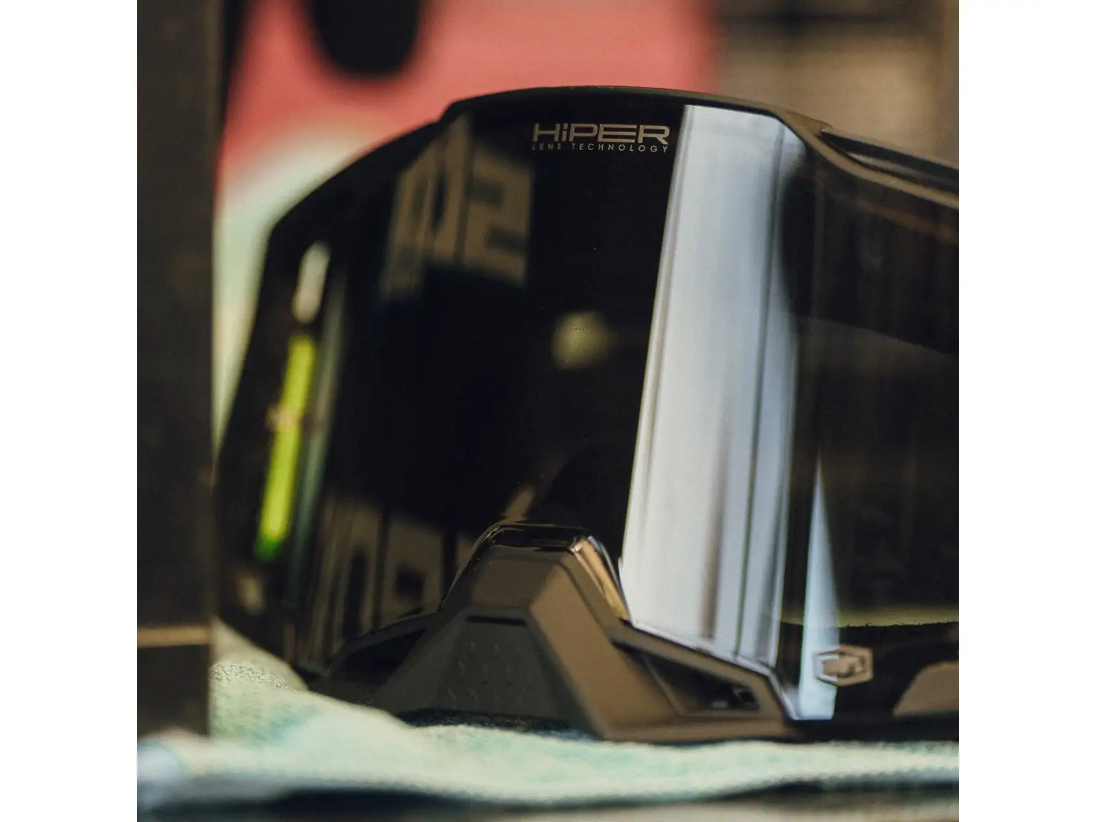 100% Armega Downhill-Brille Tetsumi/HiPER Black Mirror Lens