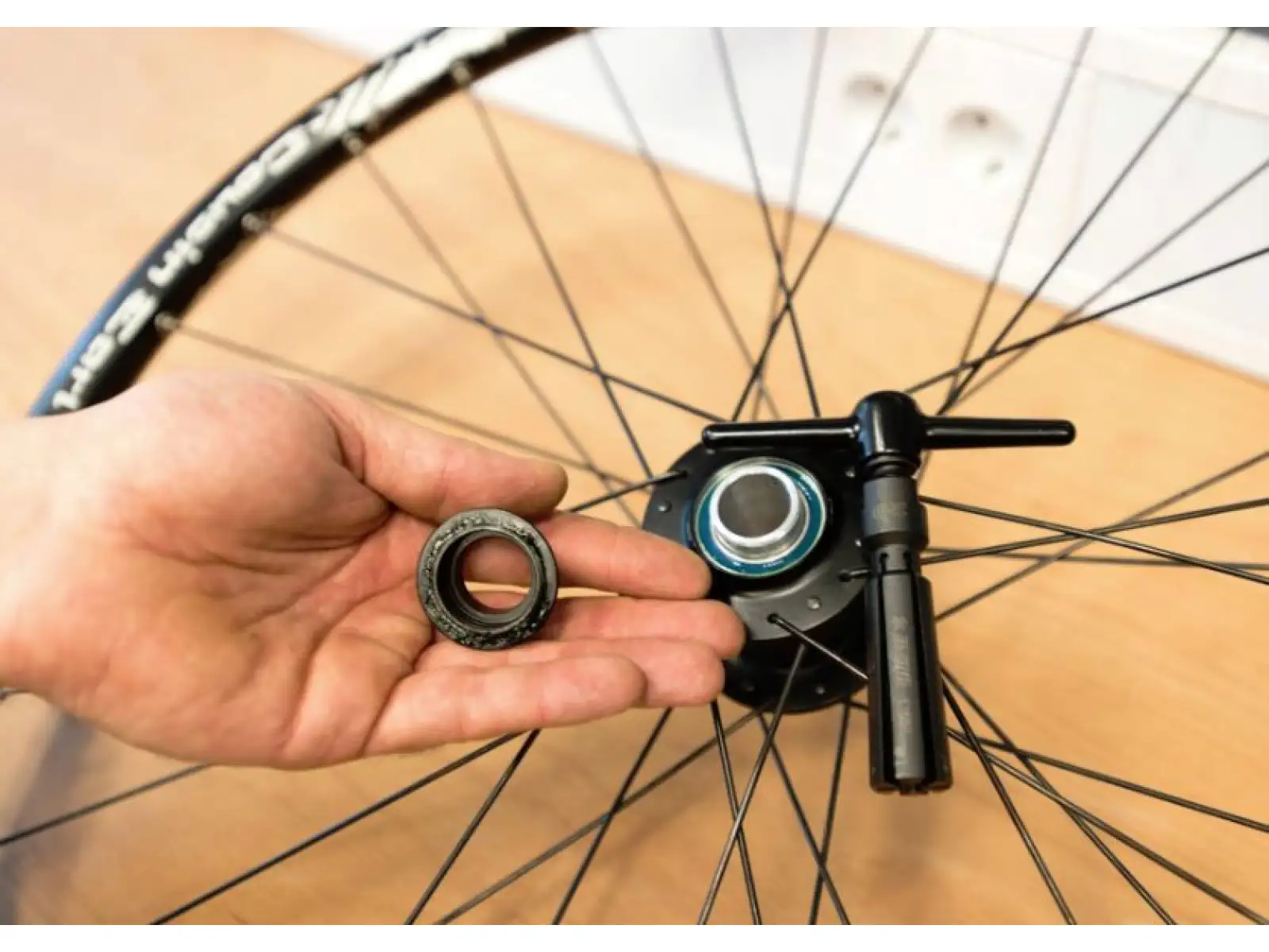 Unior Hub Genie Abzieher für Nabenendkappen mit 12-15mm Achse