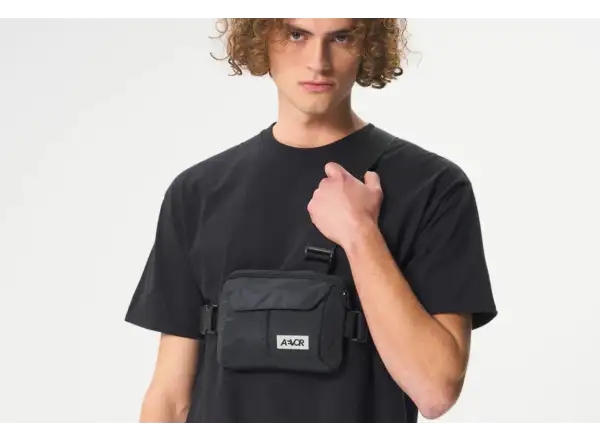 Aevor Front Pack Brusttasche Schwarz