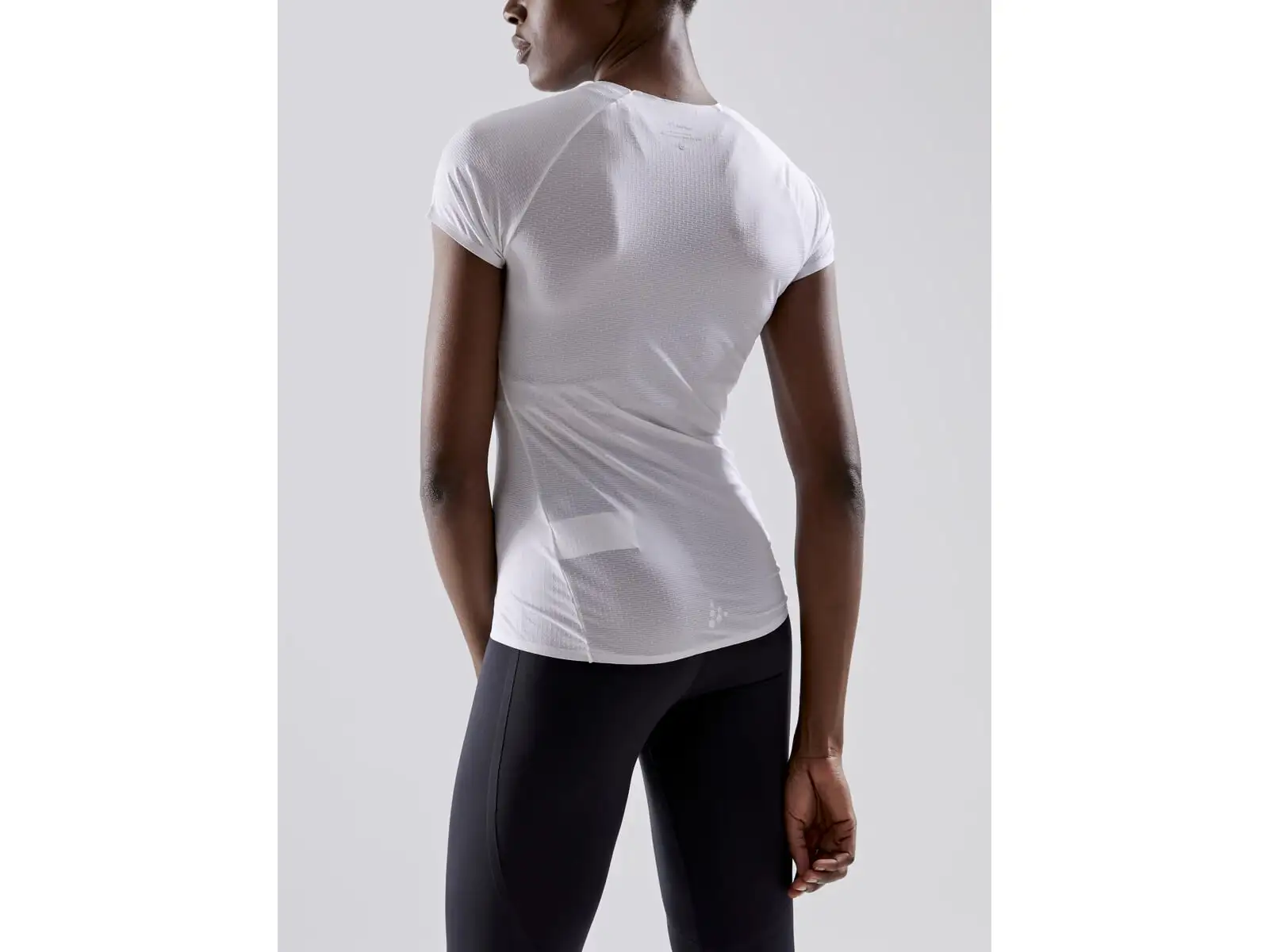 Craft Pro Dry Nanoweight Damen T-Shirt Kurzarm weiß