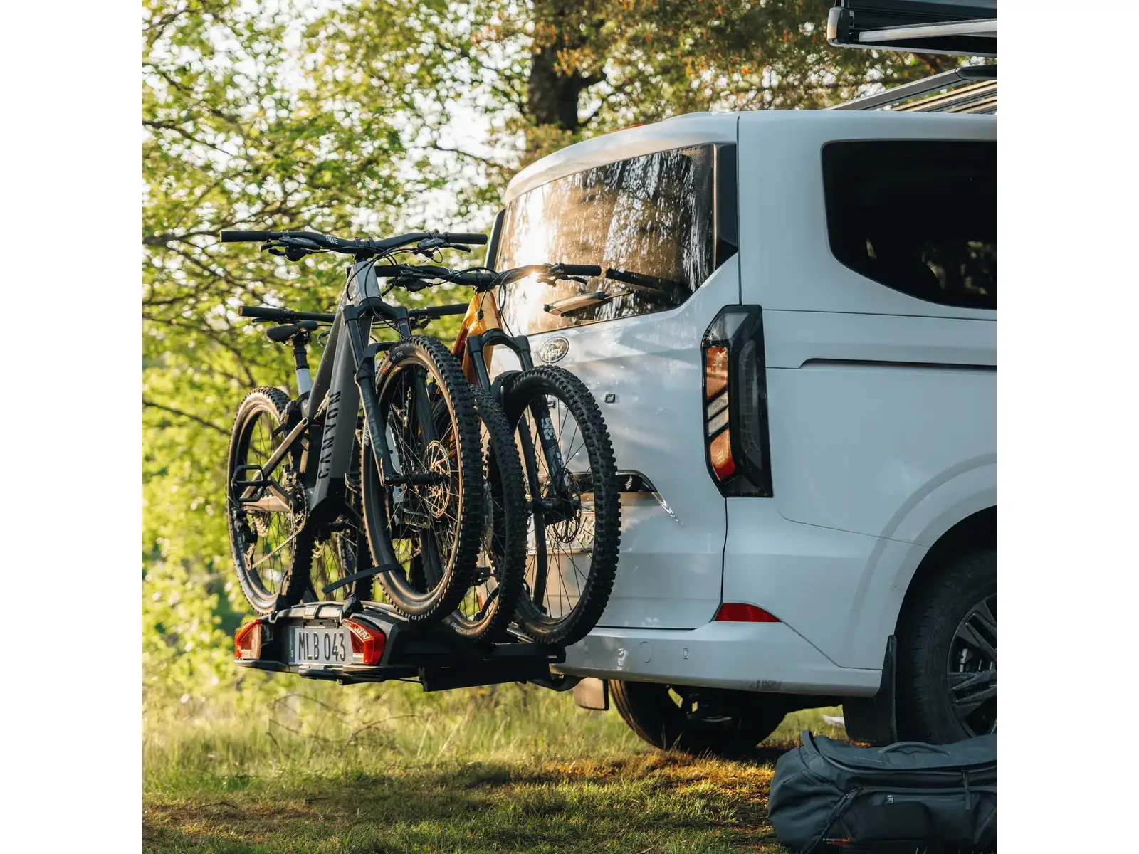 Thule VeloSpace 3 Träger für 3 Fahrräder für Anhängerkupplung