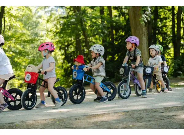 First Bike Street Kinderlaufrad rosa