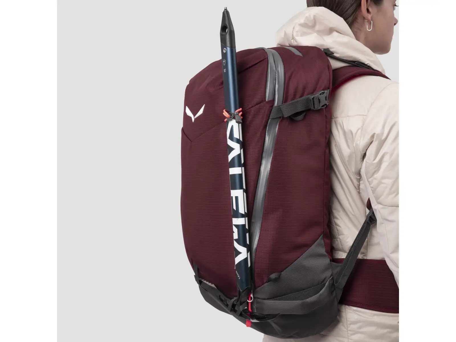 Salewa Winter Mate 28 l Damenrucksack Etruscan rot/schwarz