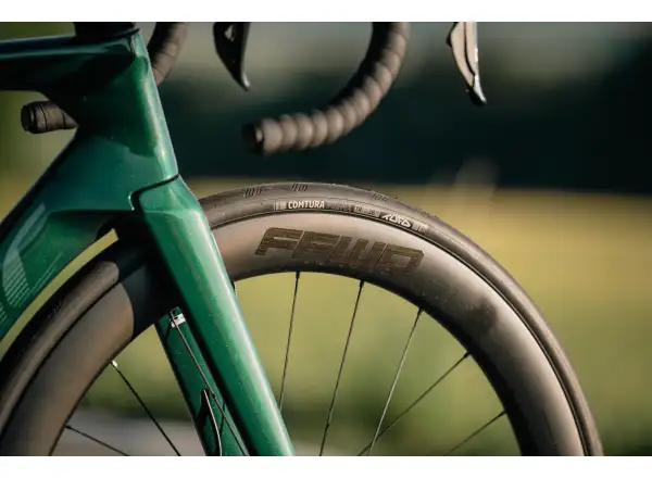 Isaac Meson Jade Green Rennrad DuraAce Di2