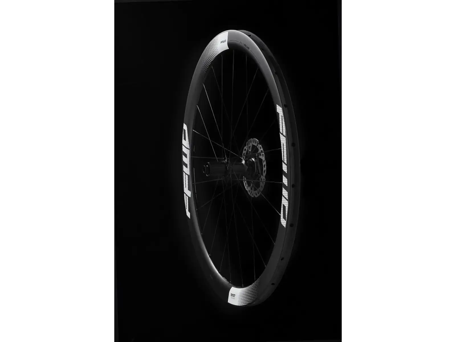 FFWD RYOT44 DT240 2:1 EXP Straßenkarbonräder Weiß, Nuss Shimano 11/12-Gang.