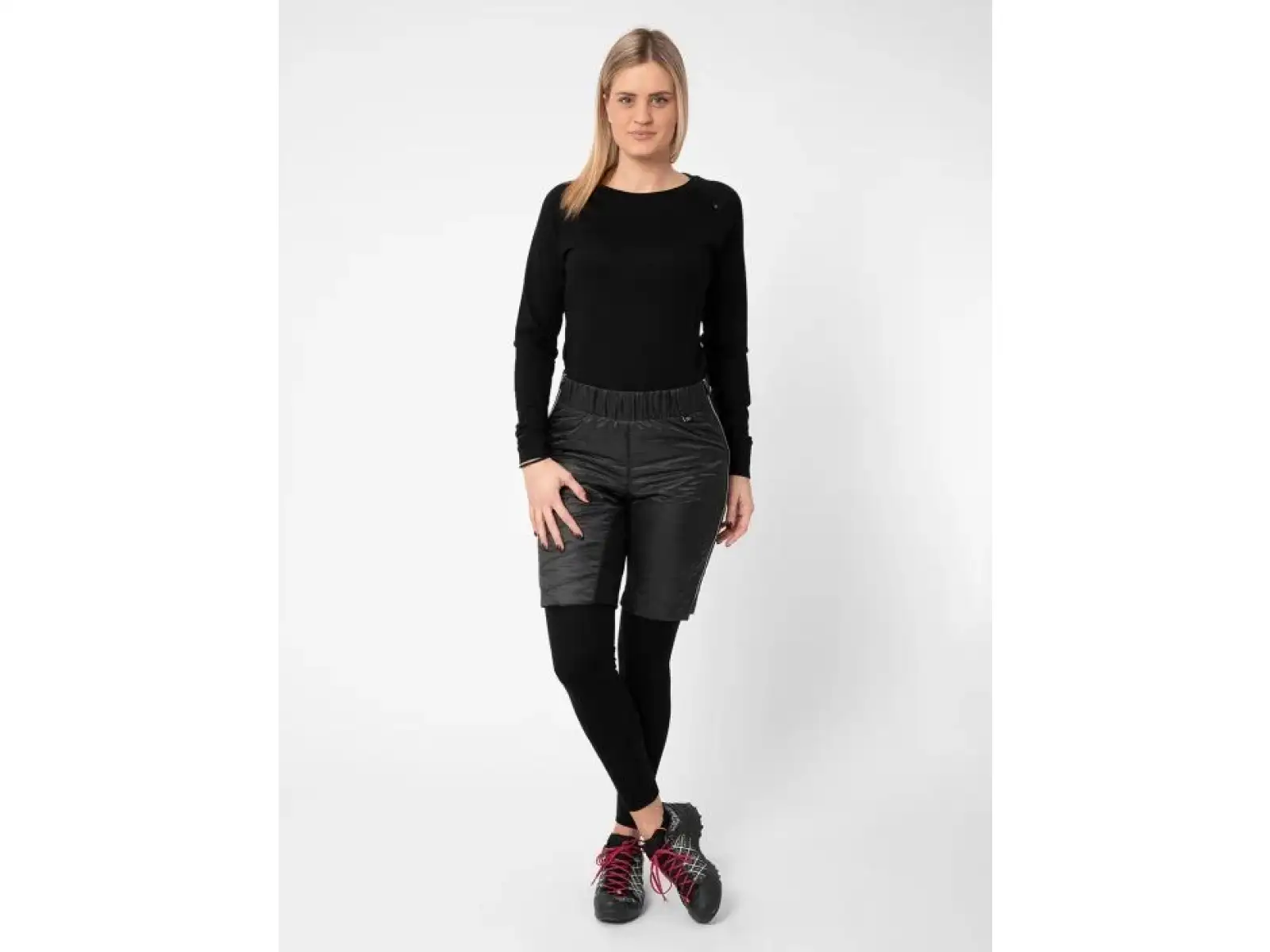 2117 of Sweden Dokkas Damen gefütterte Shorts Black