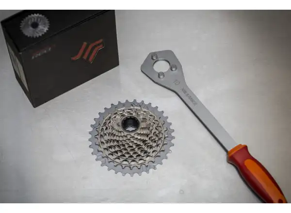 Unior Kassettenabzieher für Sram X-Range.