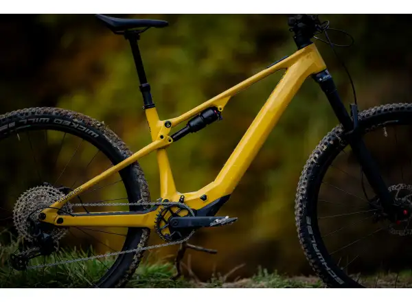 Superior iXF 9.2 vollgefedertes E-Bike Matte Mustard