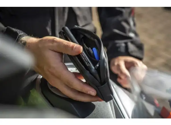 Muc-off Wasserdichte Essentials-Hülle für das Telefon