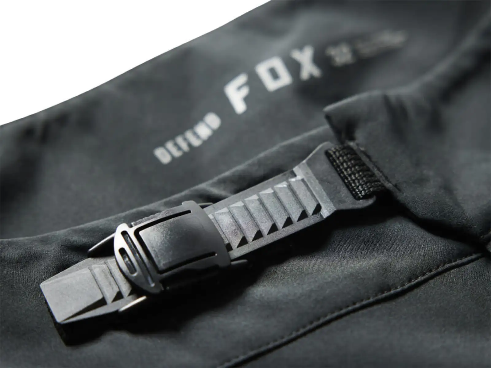 Fox Defend 3L Wasser Herrenhose Schwarz