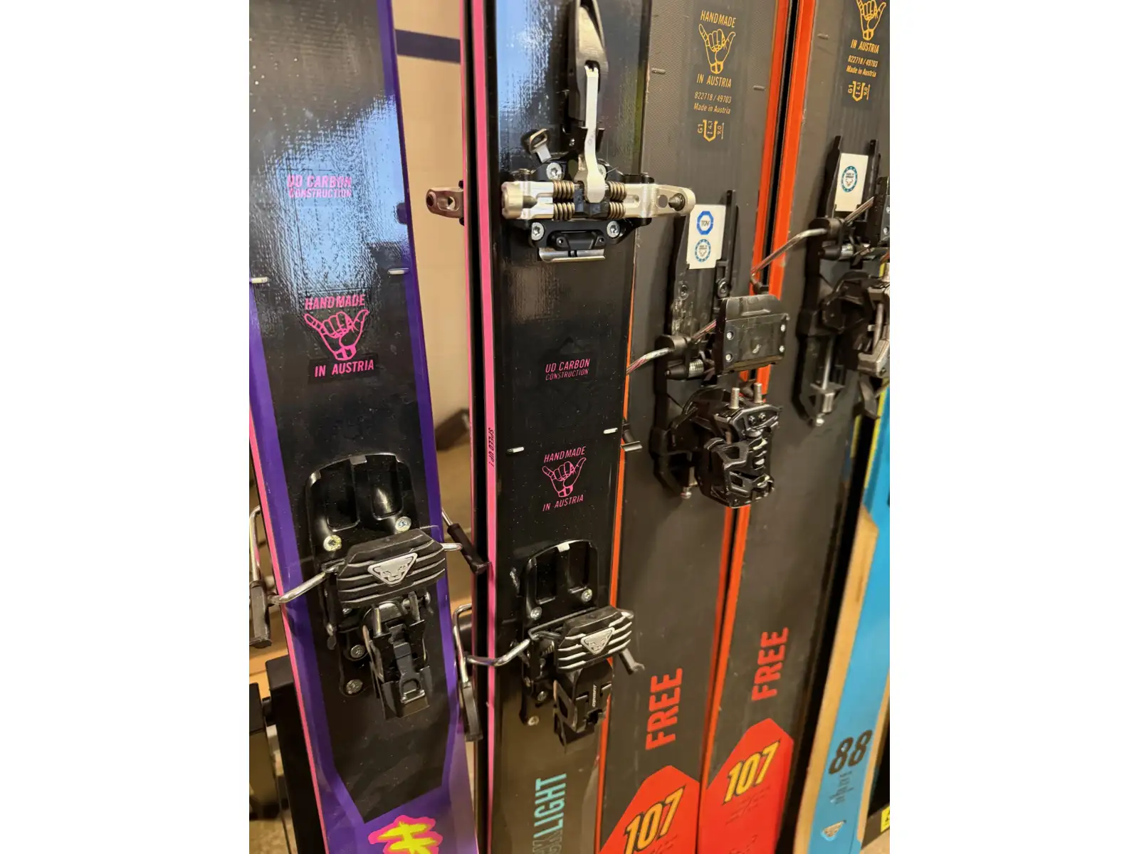 Dynafit Blacklight 88 Damen Ski-Set Silvretta Blue/Carbon Black