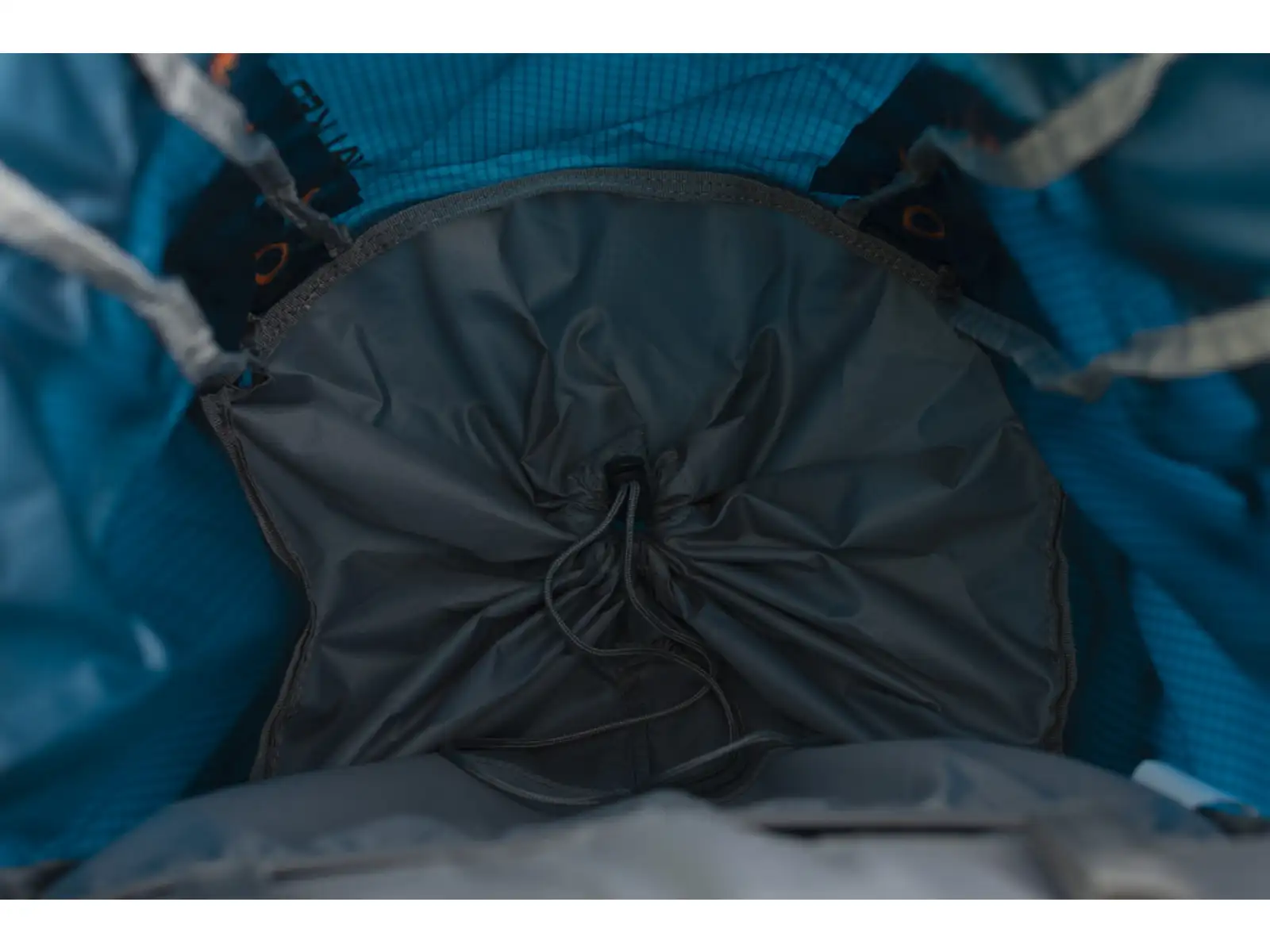 Pinguin Walker 50 Rucksack 50l in Petroleumfarbe