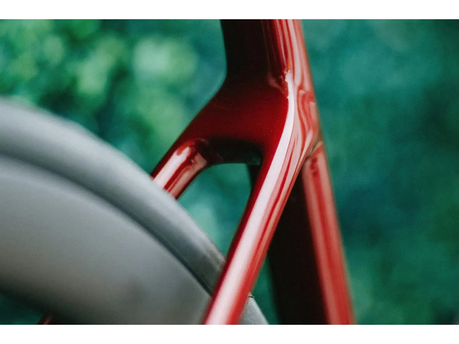 Cervélo Caledonia 5 Rival AXS Straßenrad Carmine