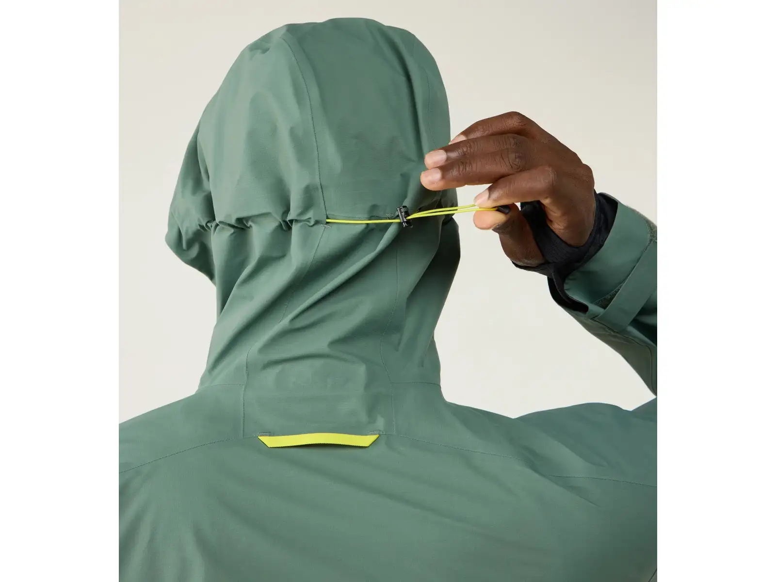 Haglöfs L.I.M AIRAK GTX Herrenjacke Chlorophyll Green