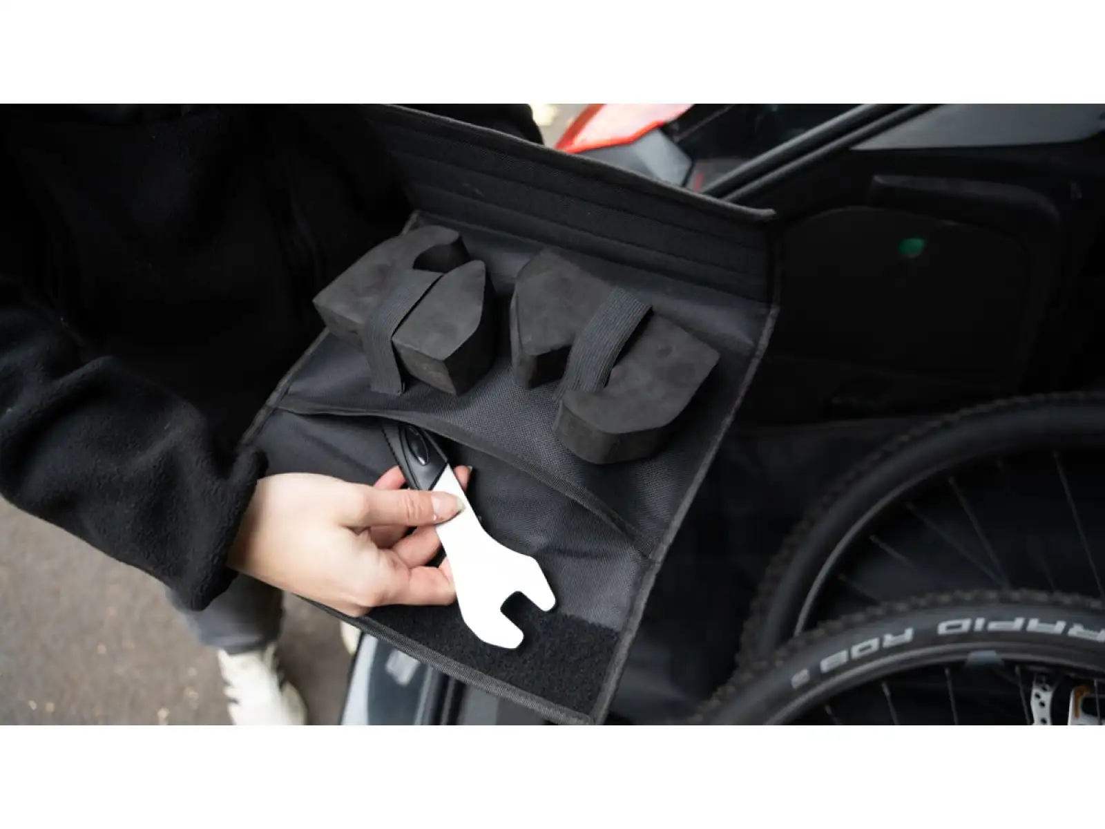 Hiplok Flipstand Lenkerständer und Matte schwarz