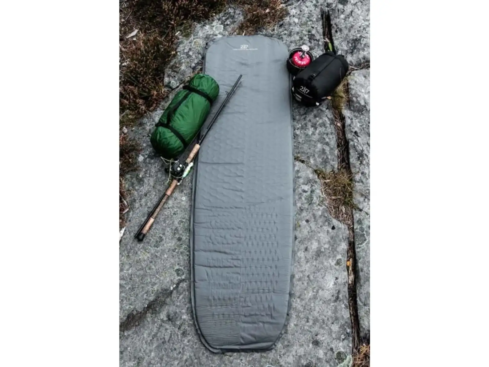 2117 of Sweden Naimakka Self-Inflating Sleeping Pad Grau