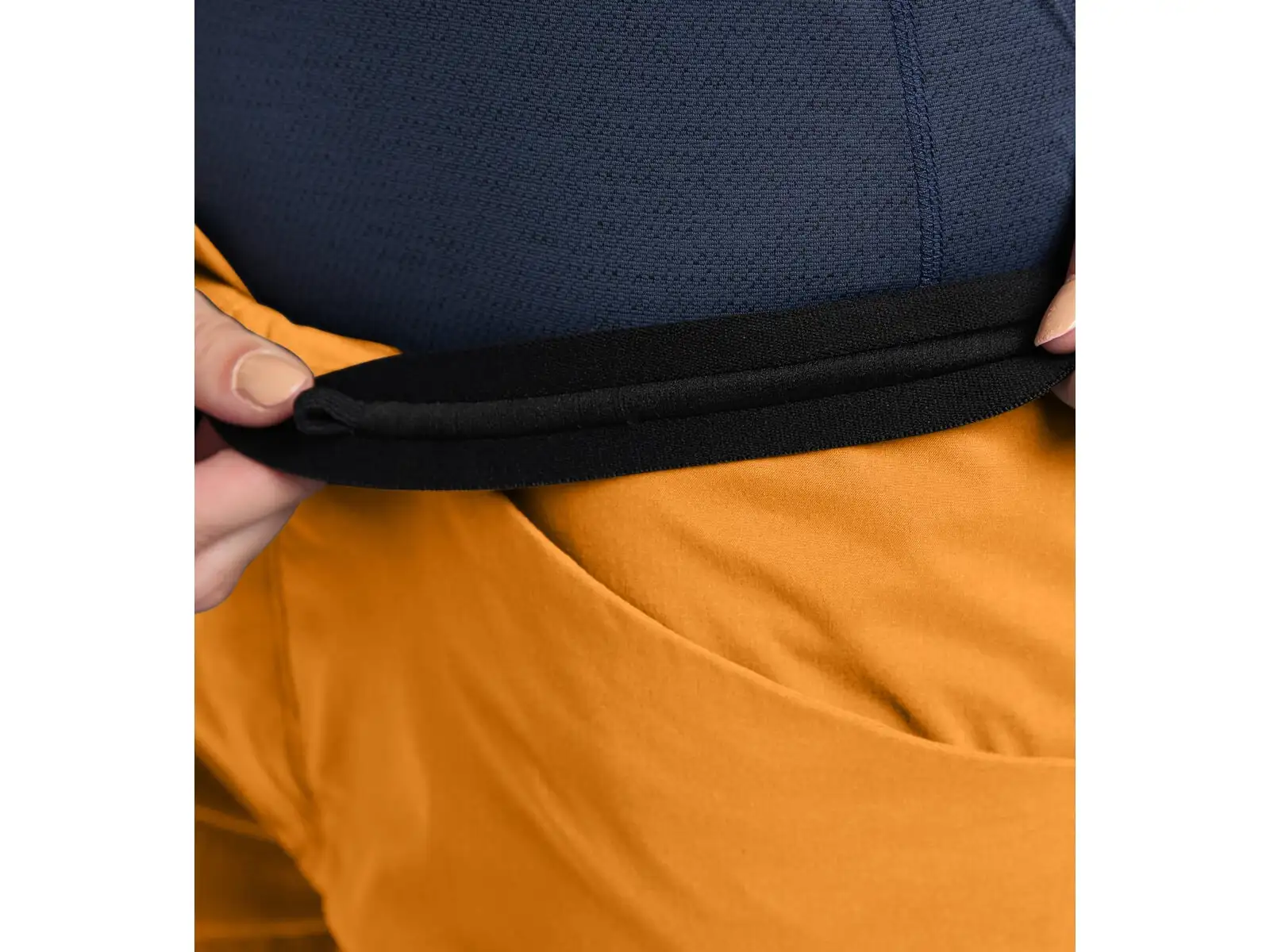 Haglöfs L.I.M Fuse Damenshorts in Desert Yellow