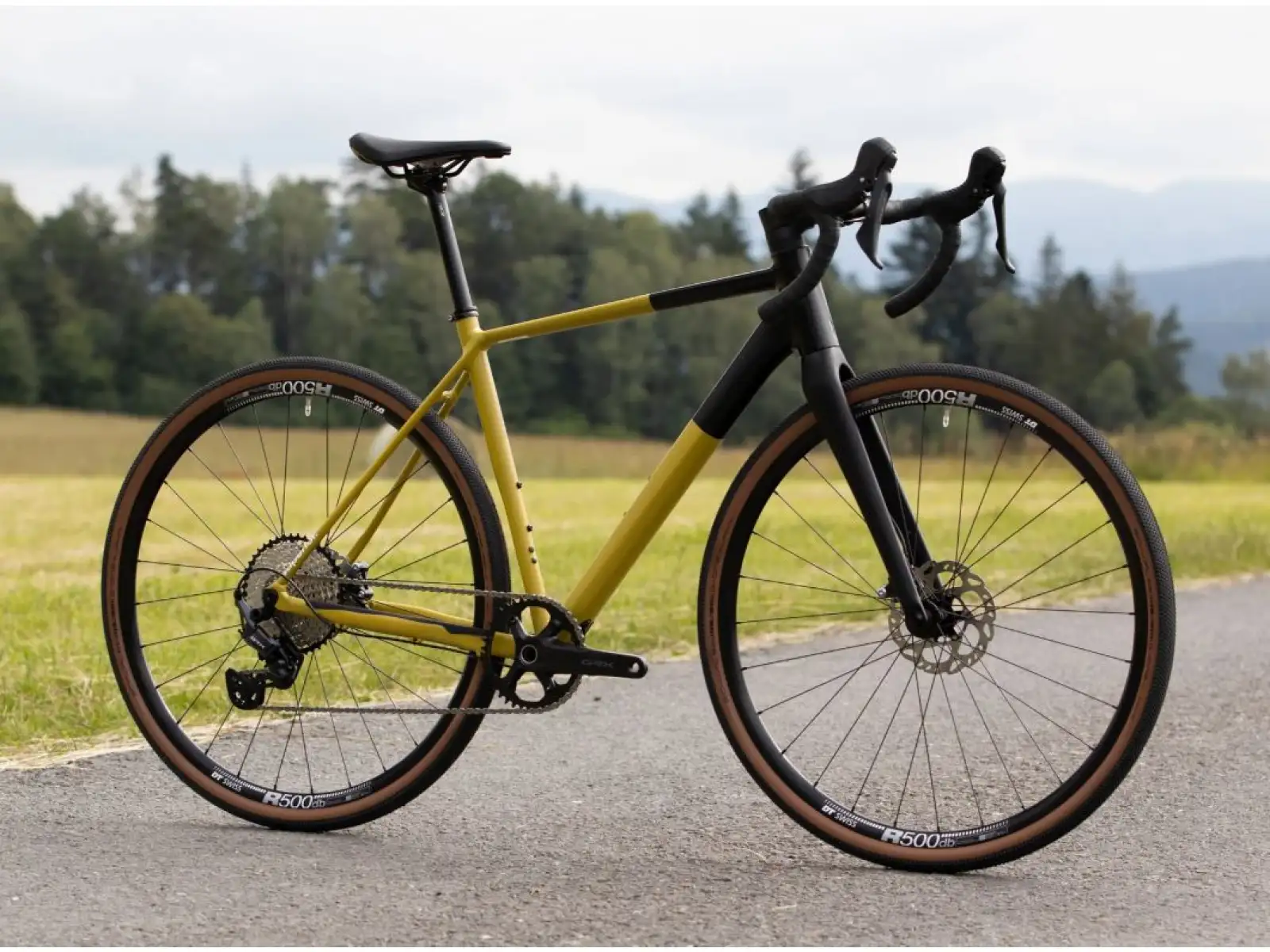 Superior X-Road 6.5 GR Gravelbike in mattem Senf/Schwarz