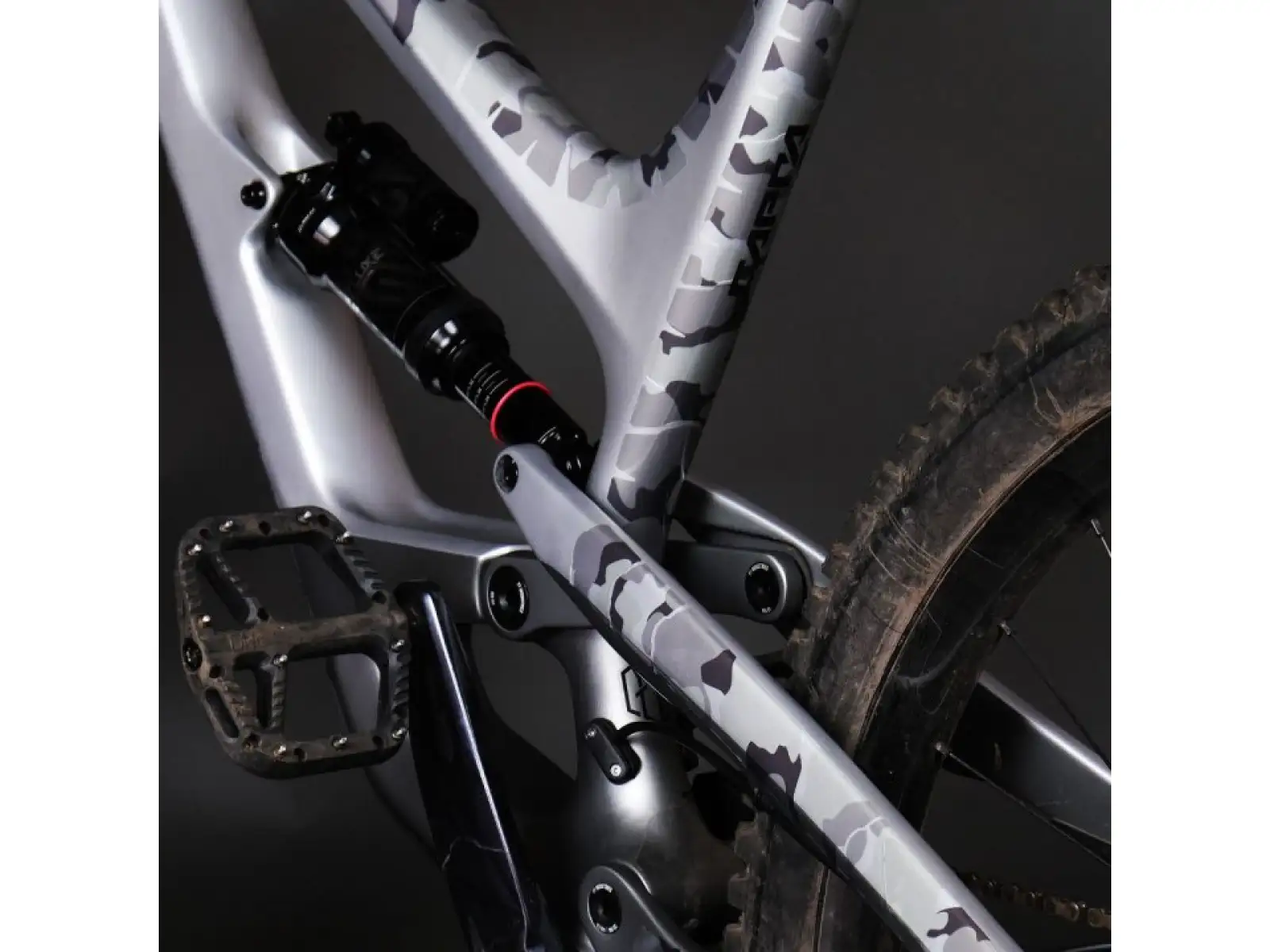 Unleazhed frame unscratch XXL Schutzfolien undercover glossy