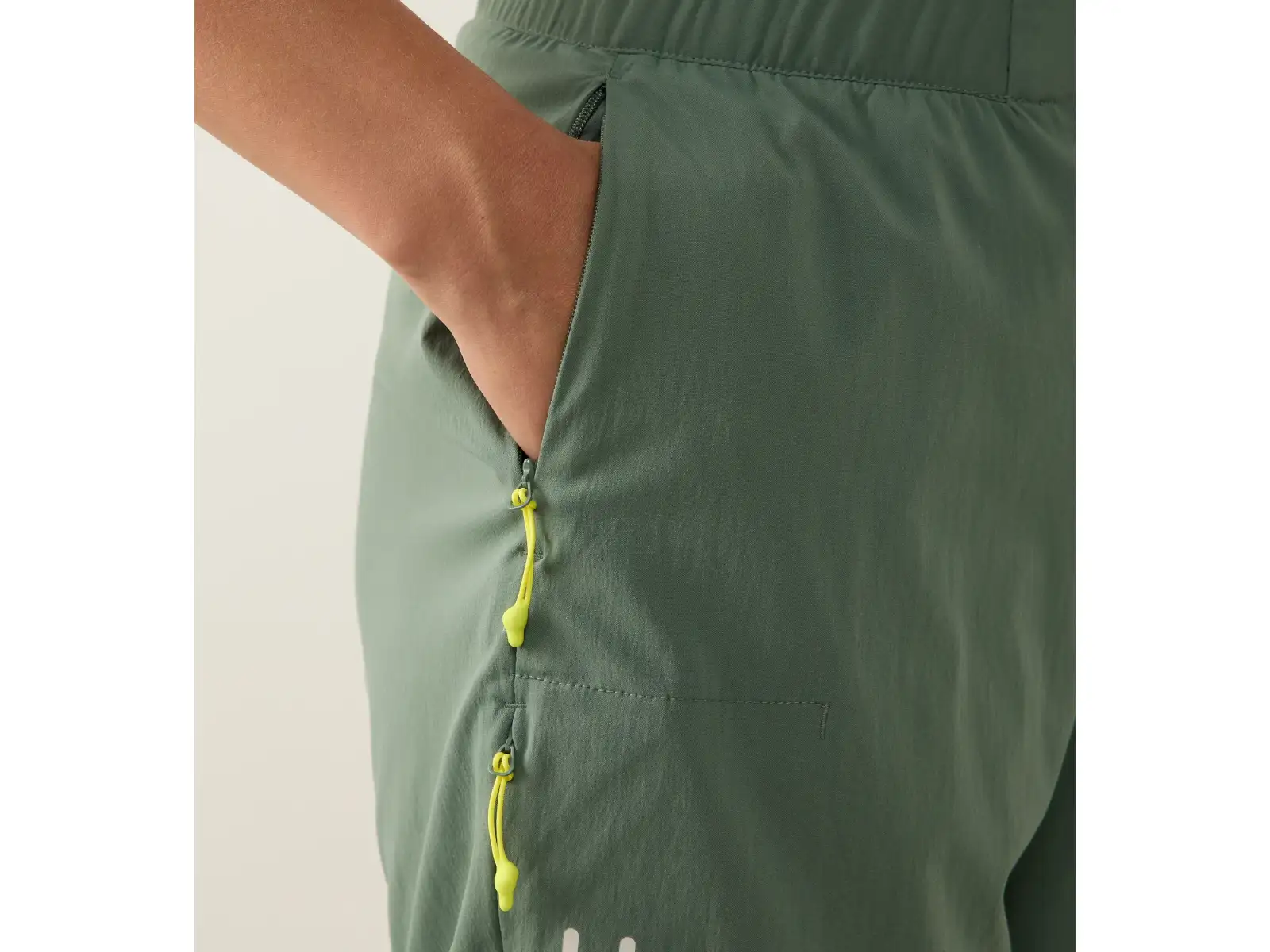 Haglöfs L.I.M Fuse Damen Shorts Chlorophyll Green