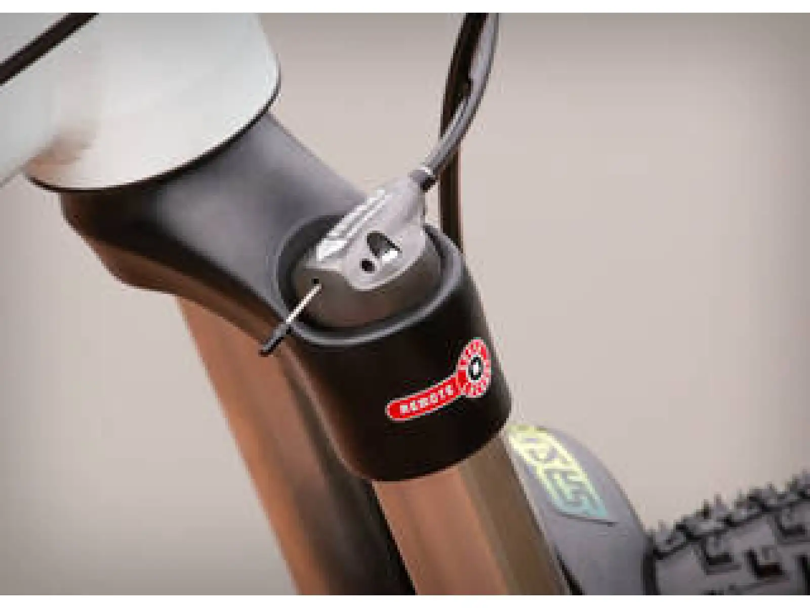 Superior XC 889 W Glanz Weiß/Blau/Limette Mountainbike