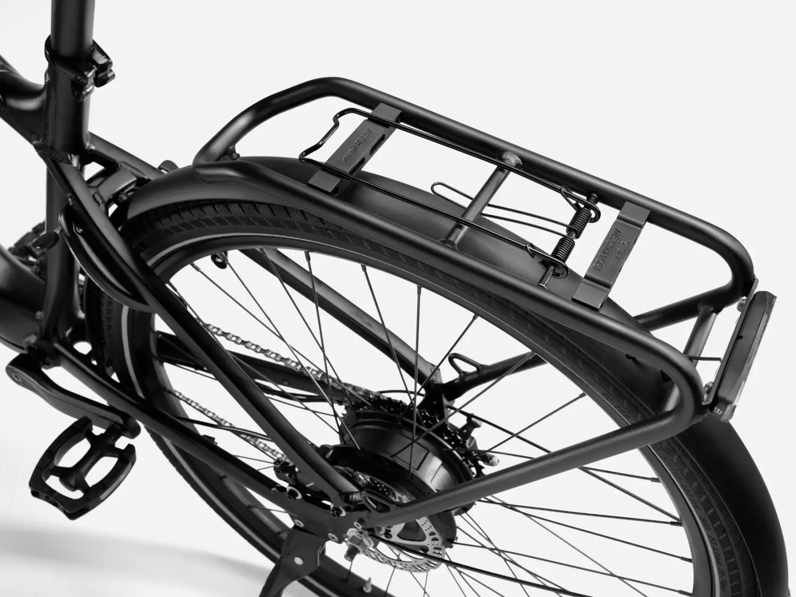 Cannondale Mavaro NEO SL 2 City-E-Bike mit tiefem Einstieg Black Cherry