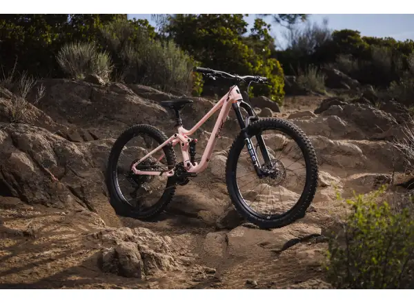 Liv Faith Kinder-Vollfederungsfahrrad 27,7"/26" Radiant Pink