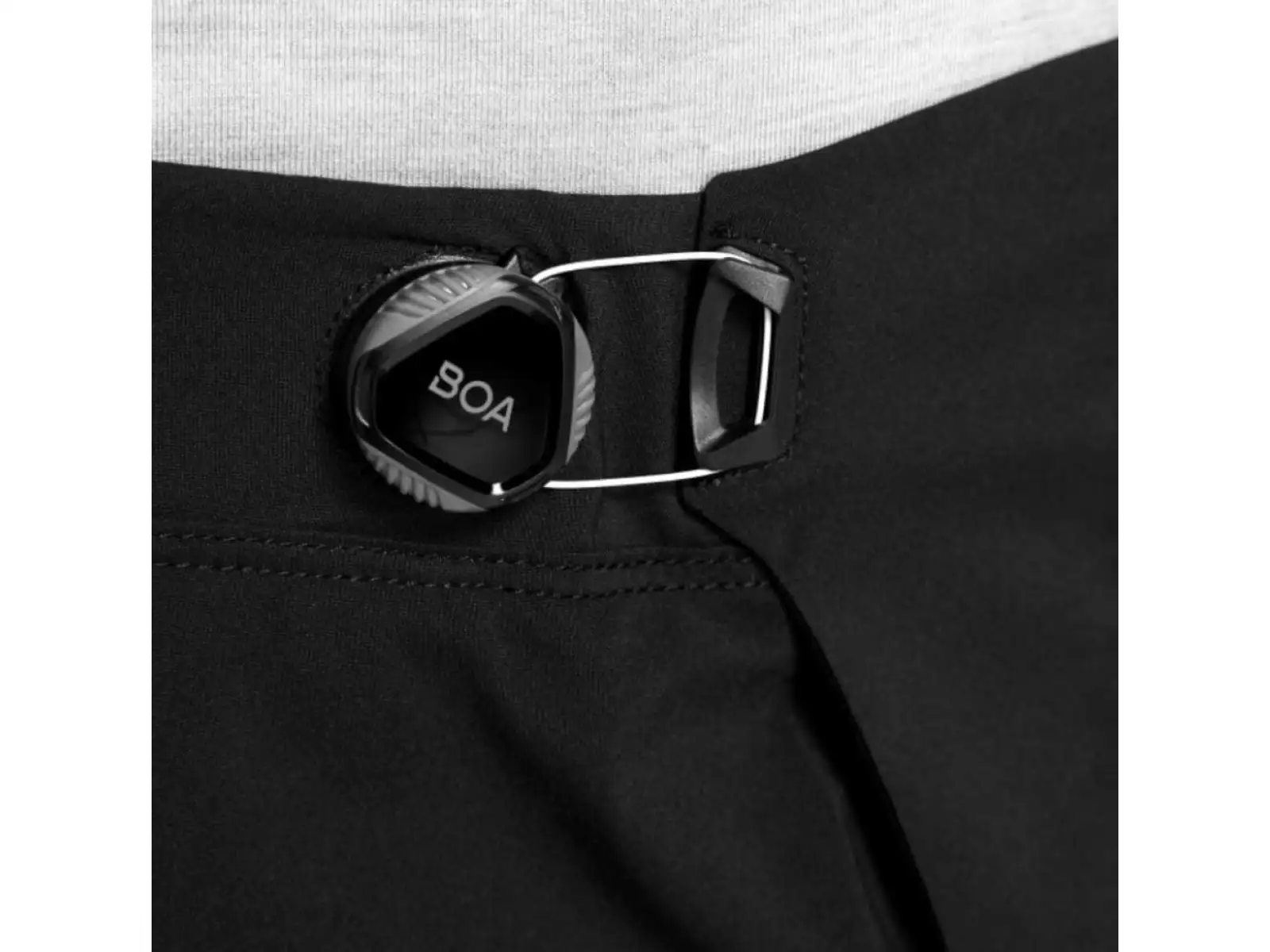 100% Hydromatic Herren Shorts Black