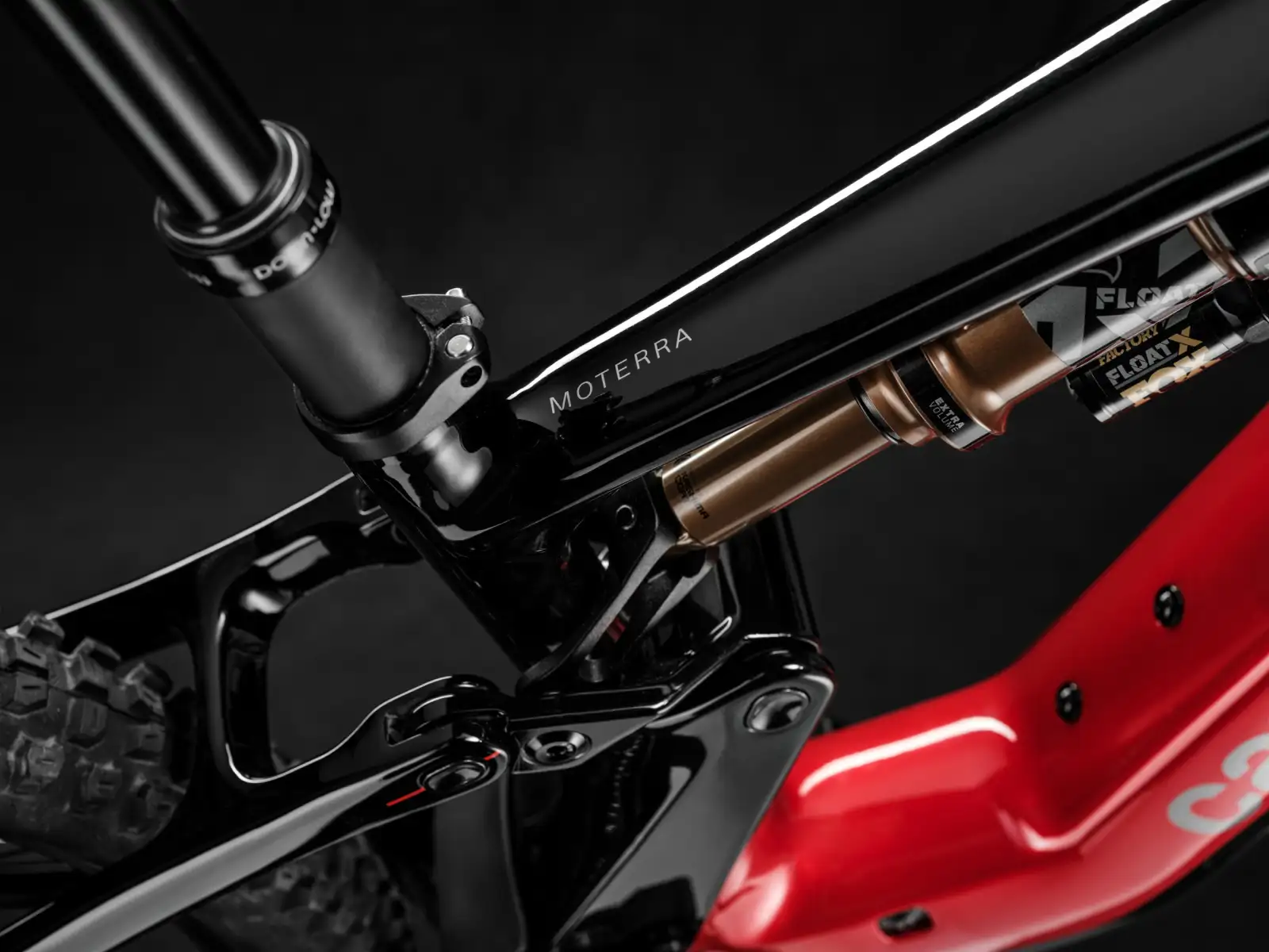 Cannondale Moterra Carbon 1 vollgefedertes Elektrofahrrad Metallic Red
