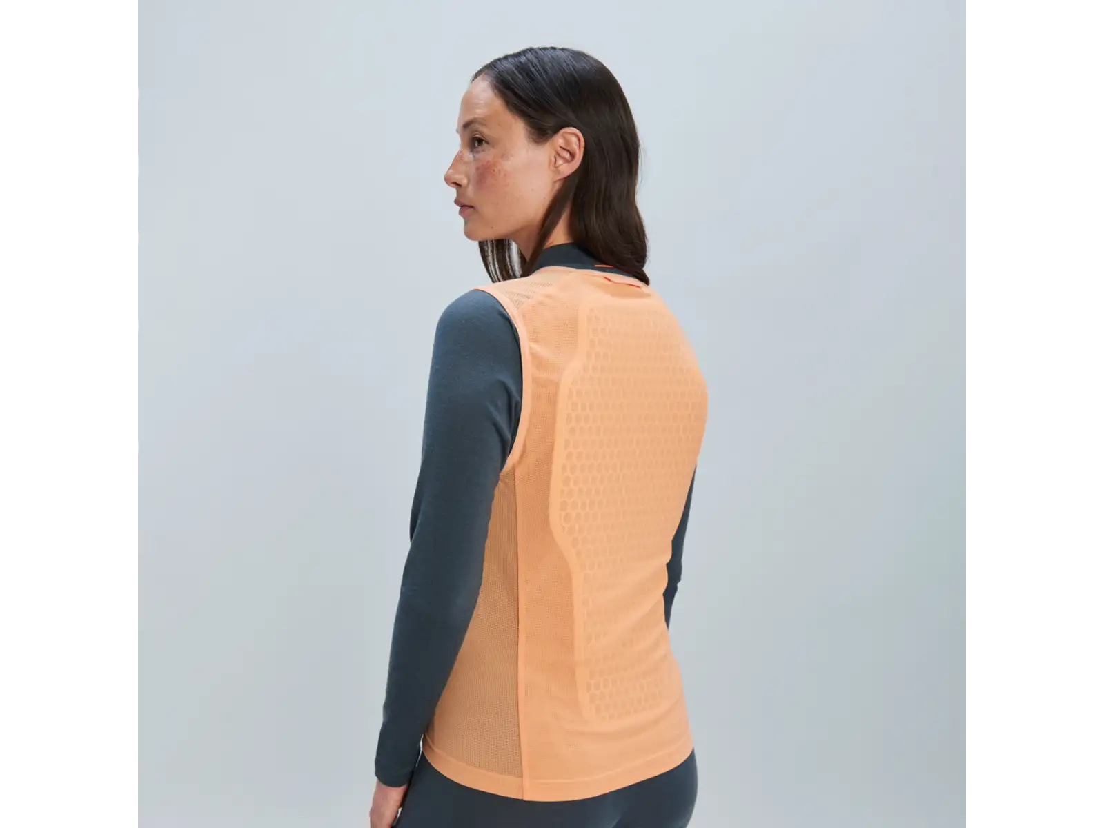 POC VPD Air Vest Damen Schutzweste Apricot Sunstone
