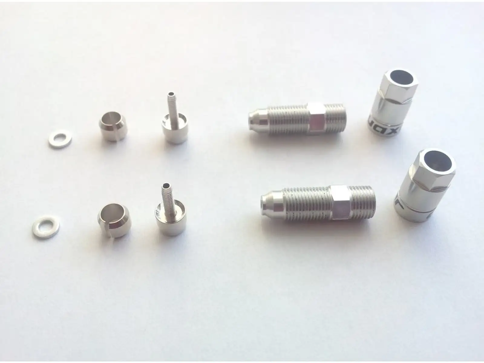 Quaxar-Schlauch-Endanschluss-Set für hydraulische Bremsen, grobes Gewinde.