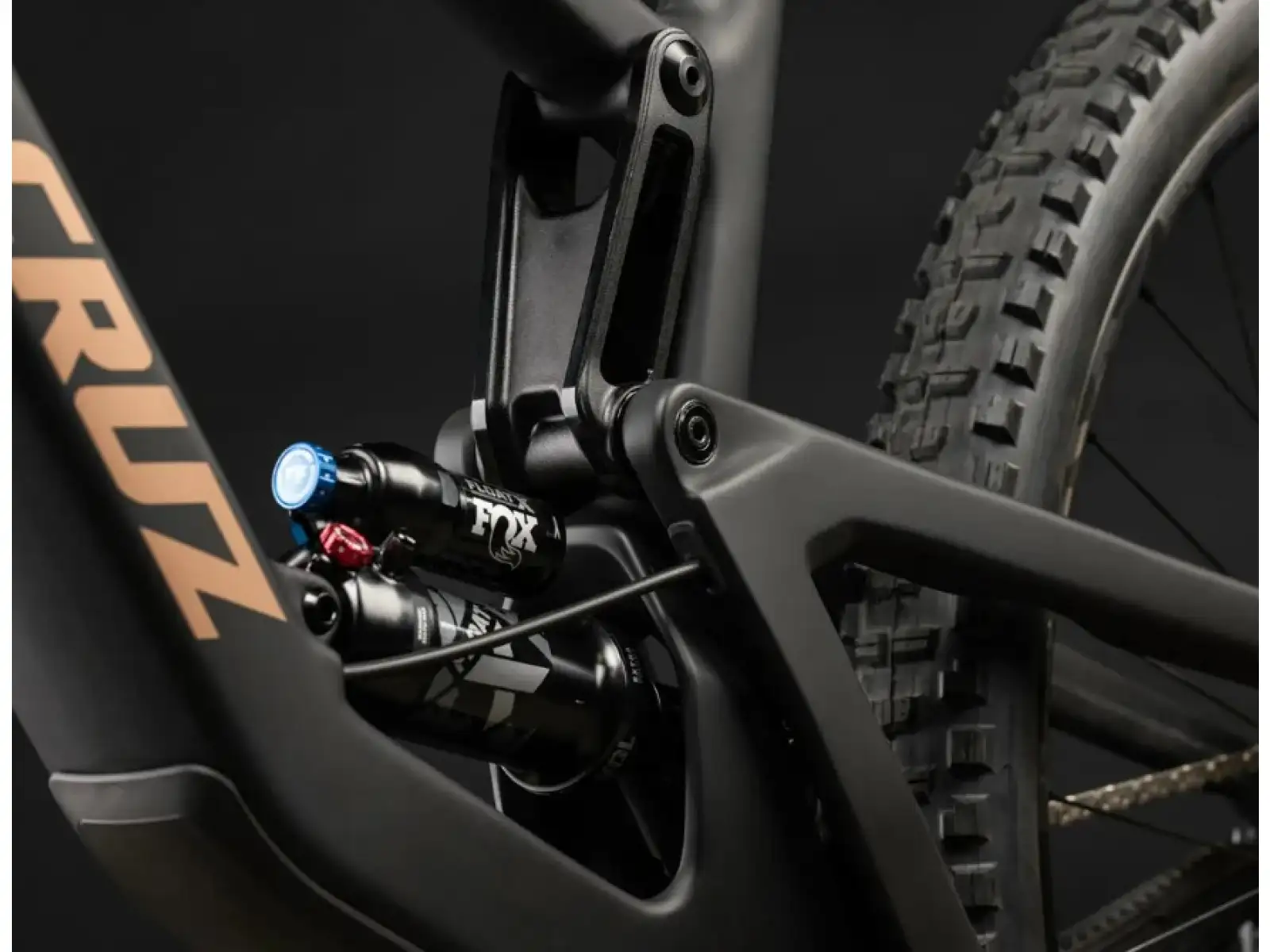 Santa Cruz Megatower 2 CC Rahmen-Set mit Rock Shox Super Deluxe Ultimate Coil Dämpfer