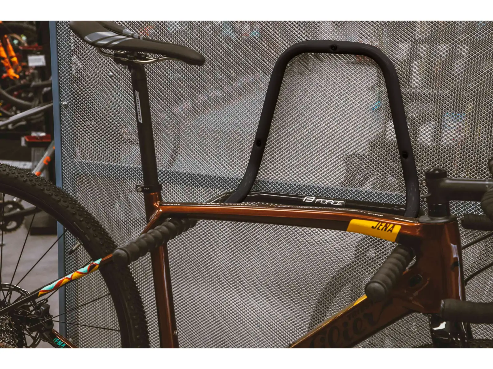 Force Fahrradhalter für die Wand unter dem Rahmen klappbar (899485)